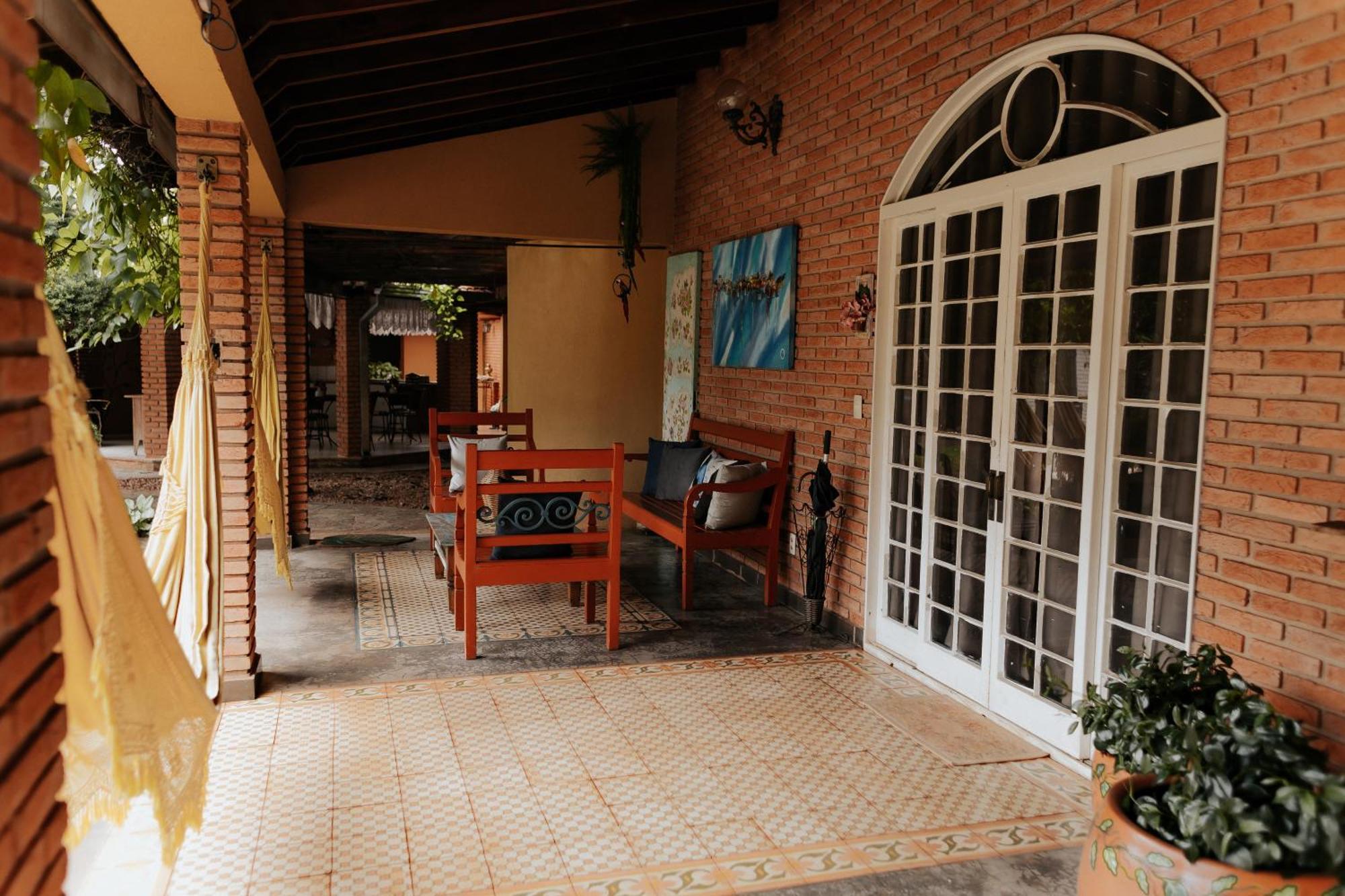 Hotel Pousada Chale Das Flores Sertãozinho Exterior foto