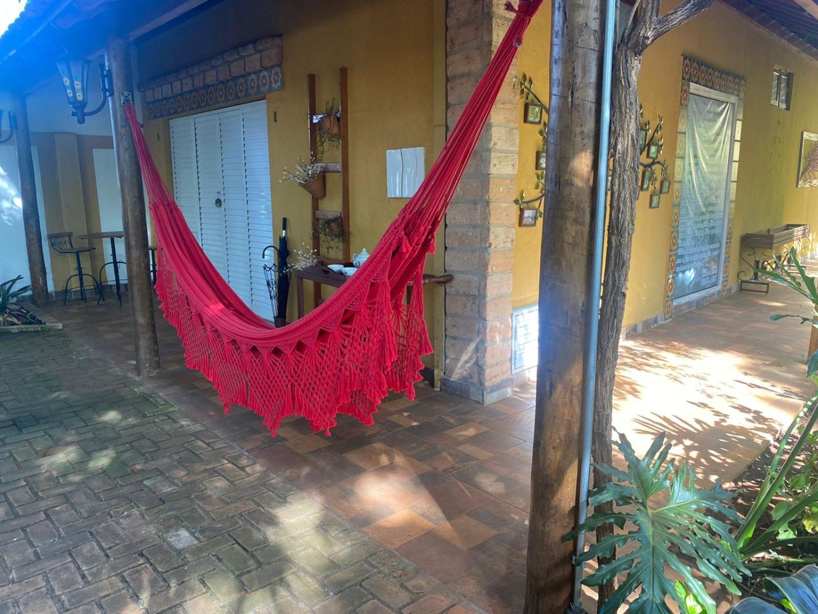 Hotel Pousada Chale Das Flores Sertãozinho Exterior foto