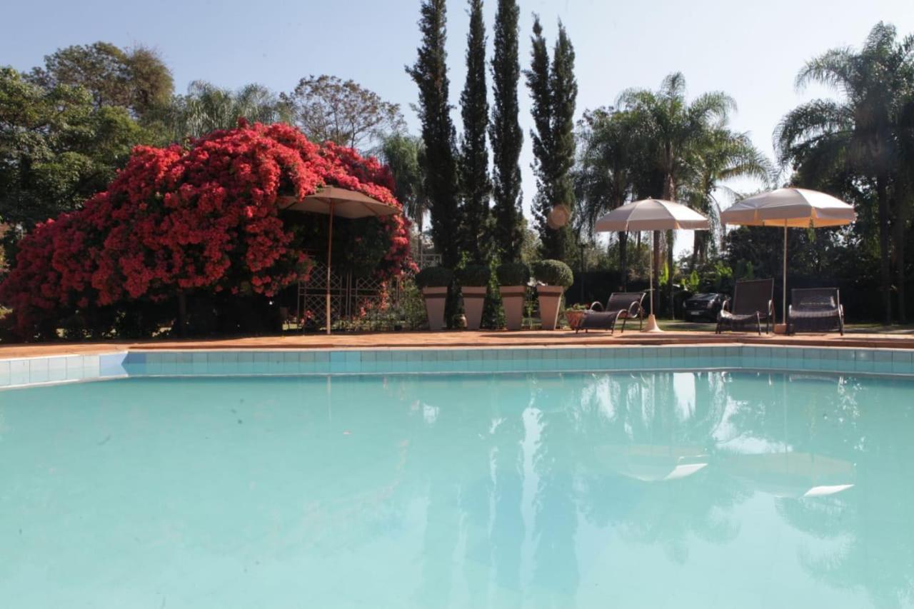 Hotel Pousada Chale Das Flores Sertãozinho Exterior foto